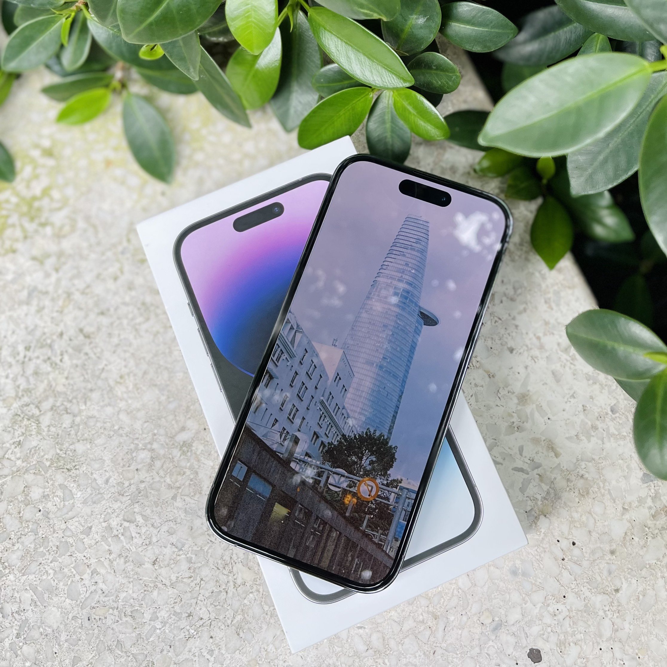 iPhone 14 Pro Hoangsonstore.com