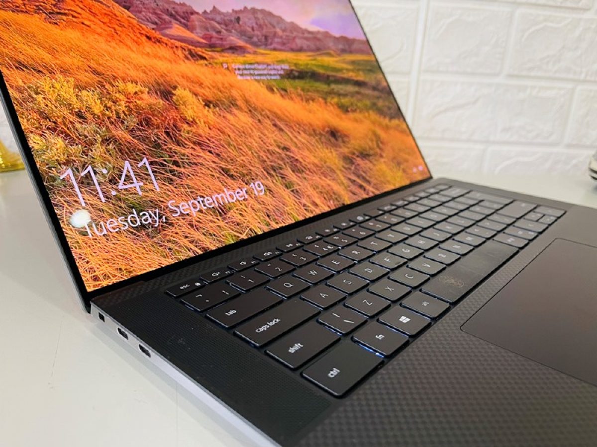 Dell Precision 5550 Workstation Hoangsonstore.com