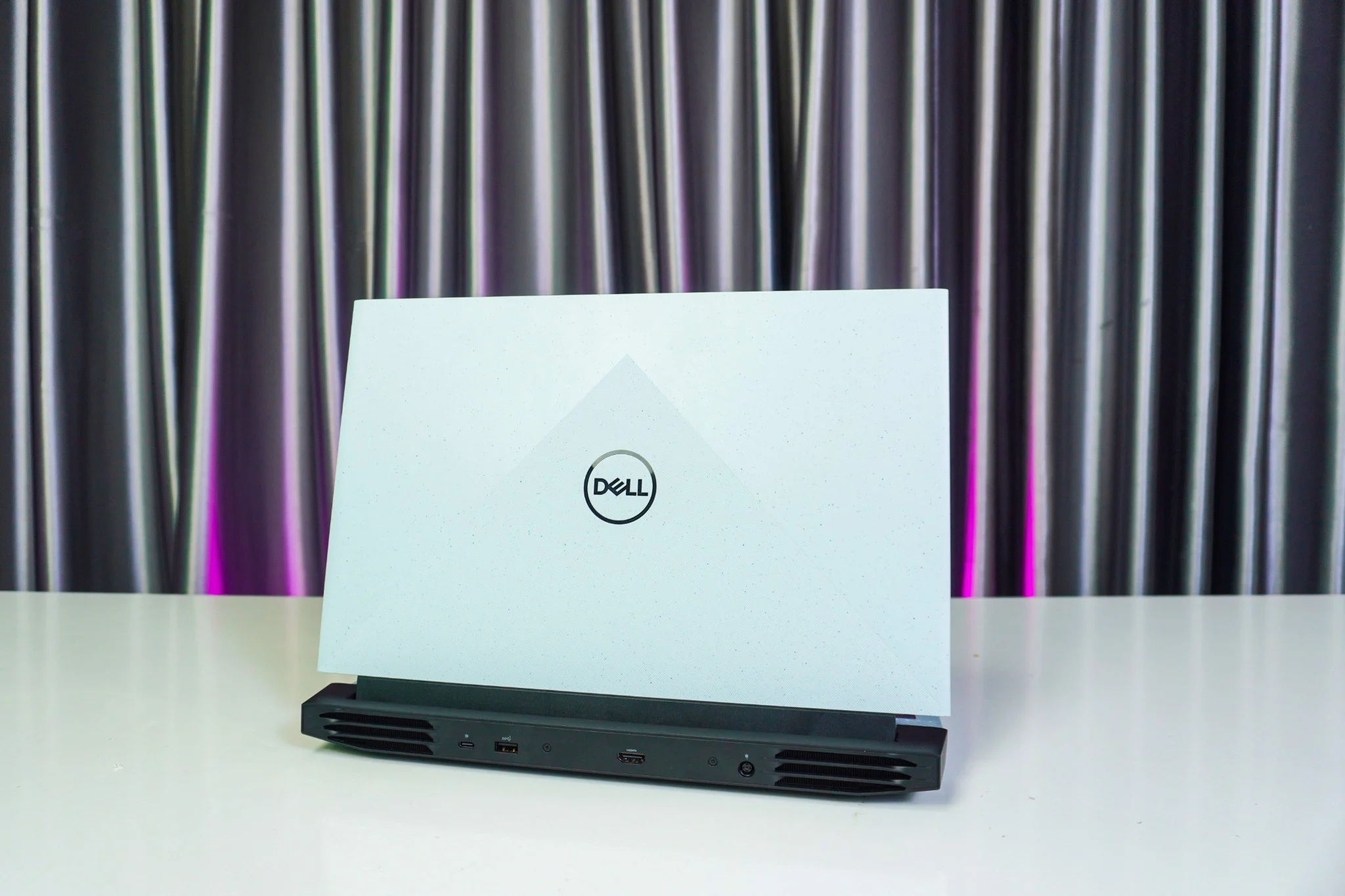 Dell Gaming G15 5525 | Ryzen 7-6800H | 16GB | 512GB - LaptopTV