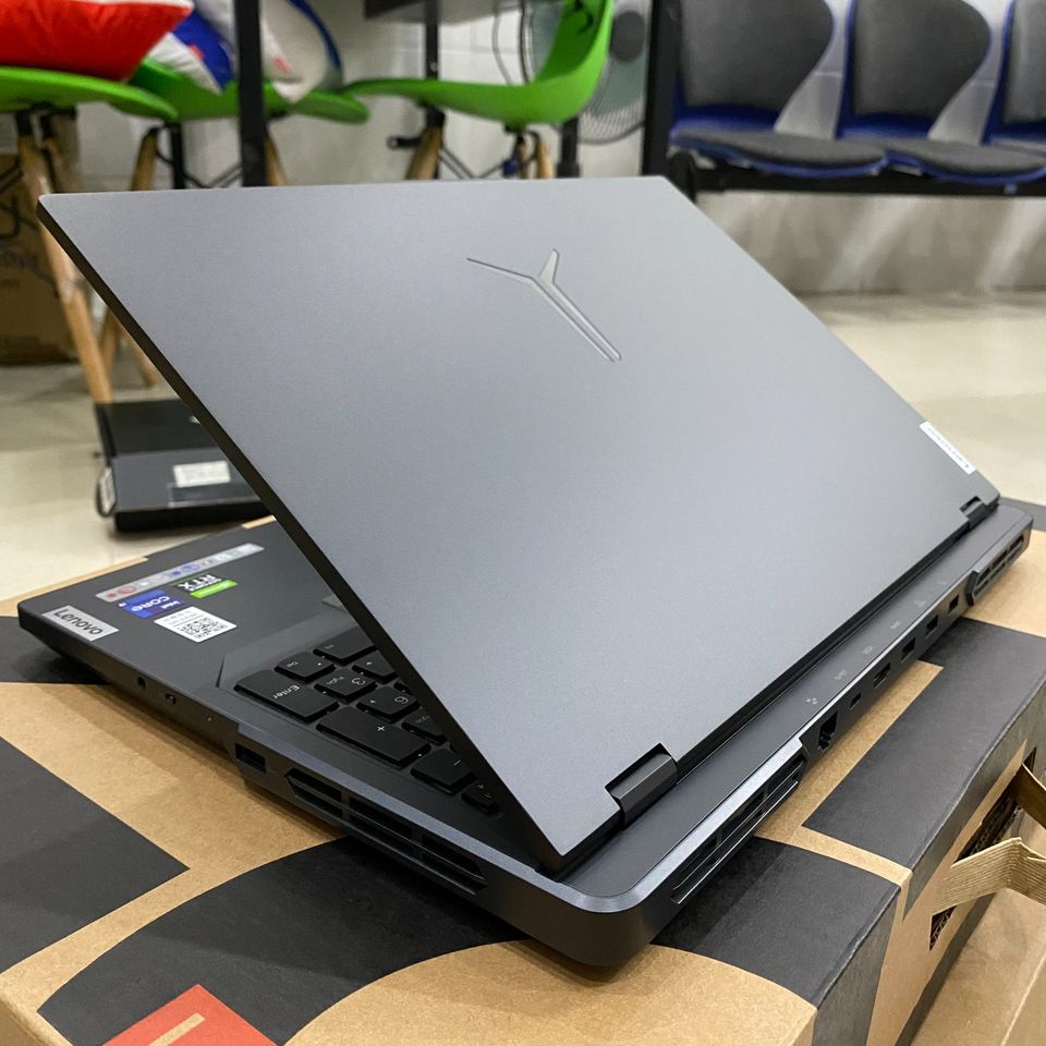Lenovo Legion Pro 5 Y9000P Hoangsonstore.com