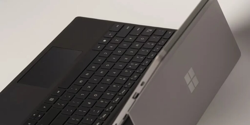 Surface Pro 7 Plus LTE - Core i5 1135G7, Ram 16GB, SSD 256GB, 12.3″ 3K