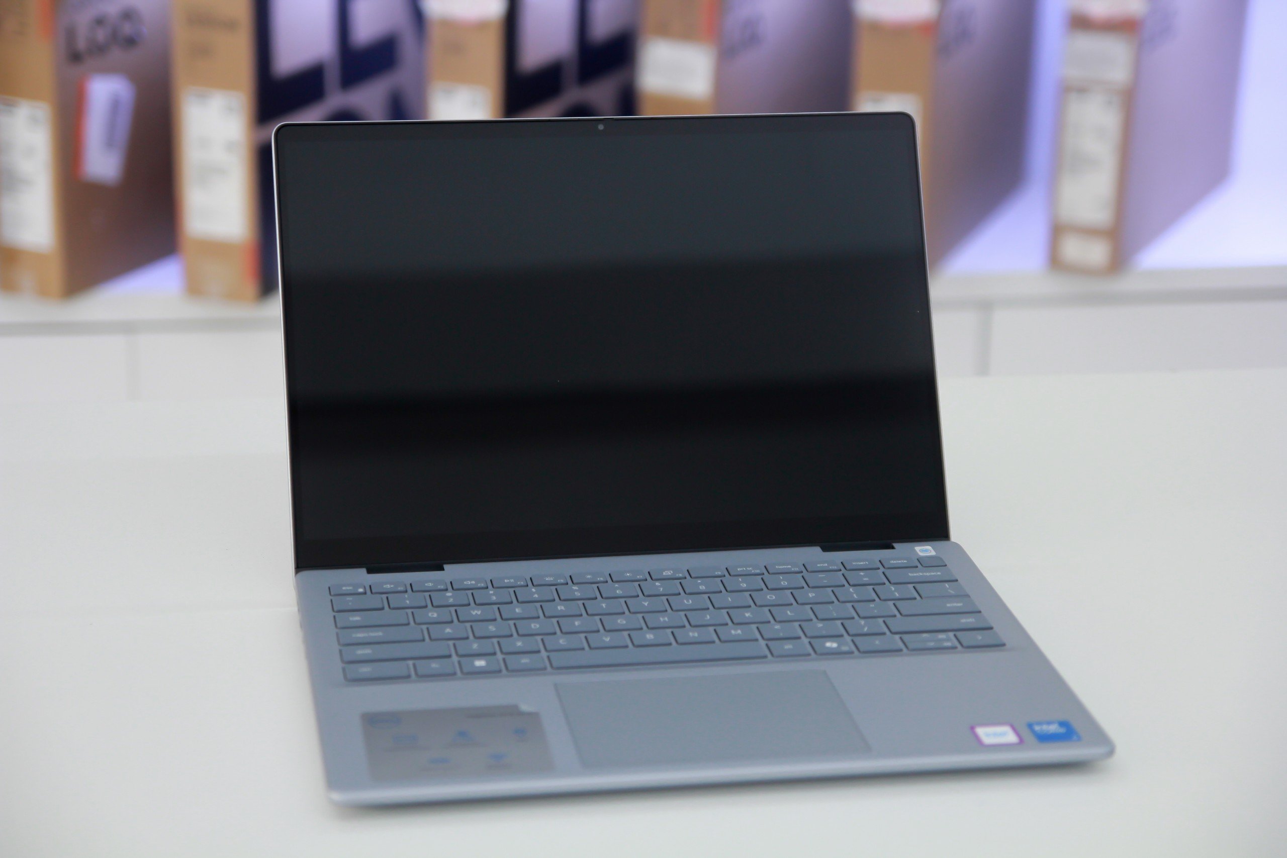 Laptop Dell Inspiron 14 7440 2 in 1 - Hoangsonstore.com