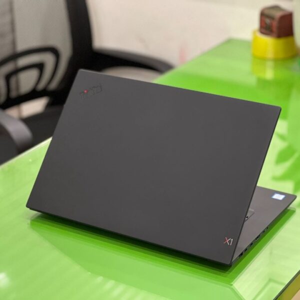 lenovo-thinkpad-x1-extreme-gen